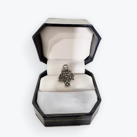 Vintage Flower Bouquet Pin Brooch - Picture 2 of 6